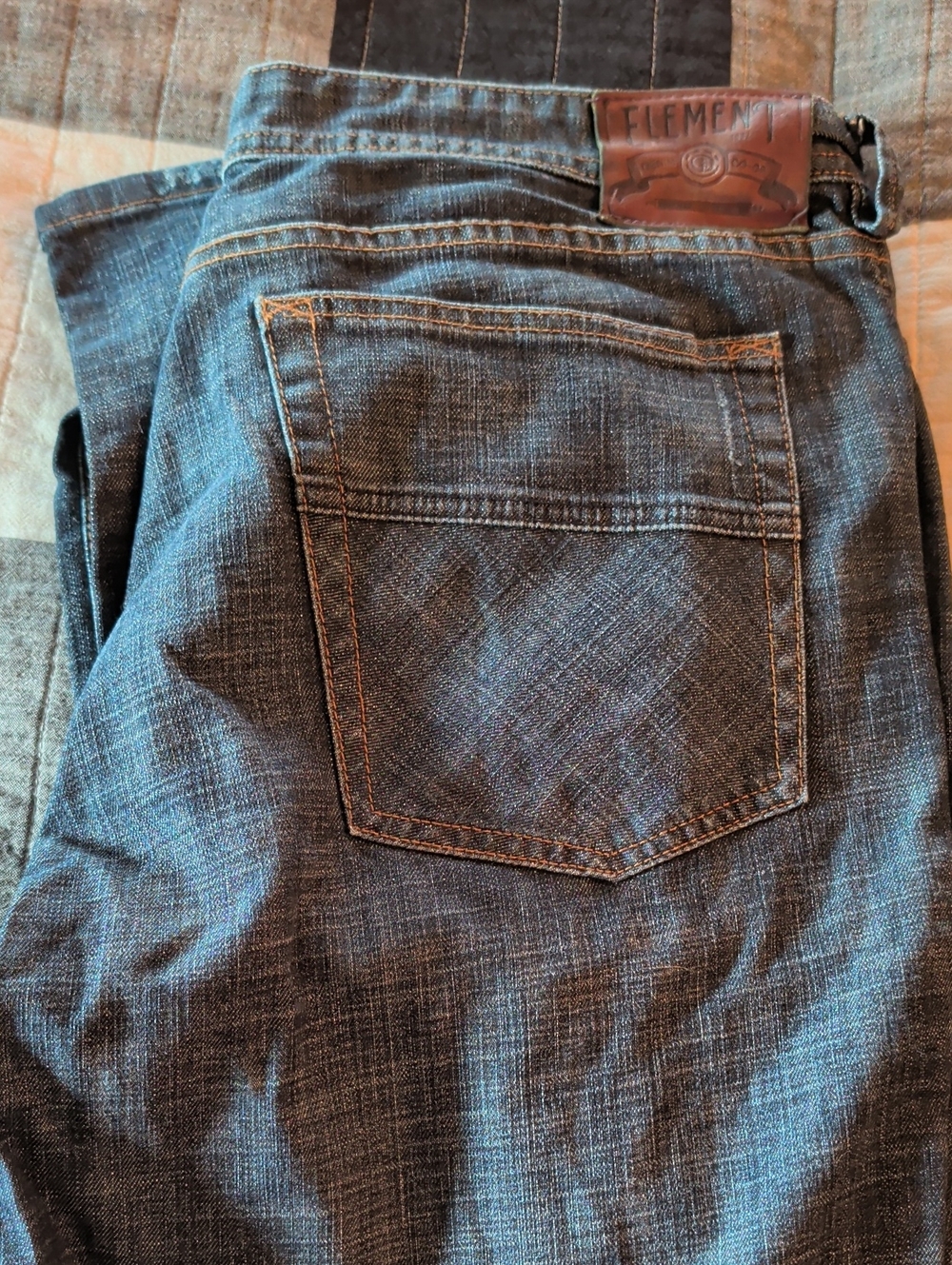Element Men’s Blue Relaxed-Fit Denim Jeans with Leather Patch